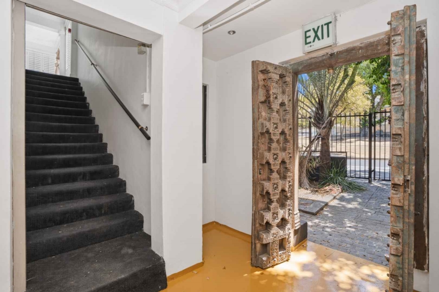 To Let Commercial Property for Rent in Gardens Western Cape